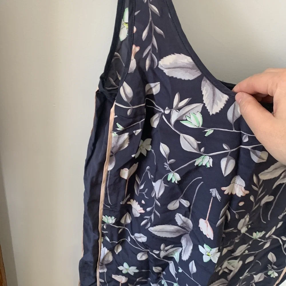 Club Monaco Sleepwear 100% Silk Mini Dress. Size 00 - Picture 9 of 9